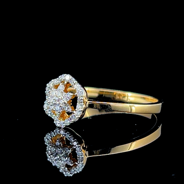 Elegant Gold Diamond Ring - Image 3